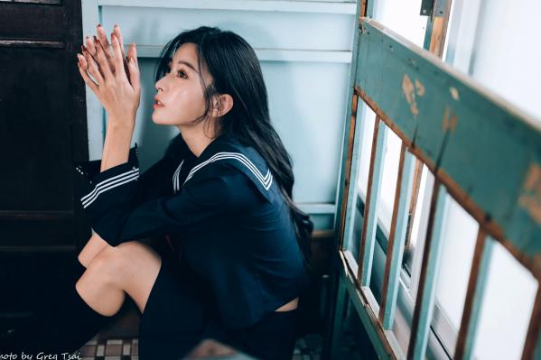    简喧 - 日系海军风学生制服迷人写真，清纯校服美少女的治愈系校园时光 [74P]第54张图片