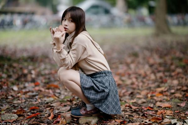    畊畊 - 台大校园清新写真，甜美少女的秋日治愈系漫步之旅 [112P]第34张图片