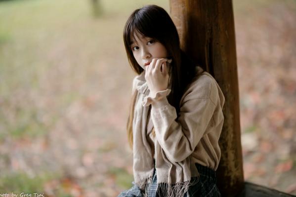    畊畊 - 台大校园清新写真，甜美少女的秋日治愈系漫步之旅 [112P]第43张图片