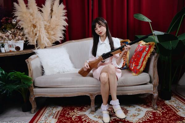    朵莉 - 粉色可爱连衣裙清纯私房照，室内甜美灵动写真 [60P]第47张图片