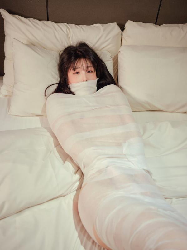    韩国美女Jang Joo浴缸湿身写真：极致白皙肌肤与诱惑湿发，ArtGravia 369精选极致性感私房大片第2张图片