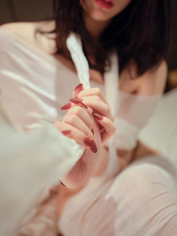    韩国美女Jang Joo浴缸湿身写真：极致白皙肌肤与诱惑湿发，ArtGravia 369精选极致性感私房大片第15张图片