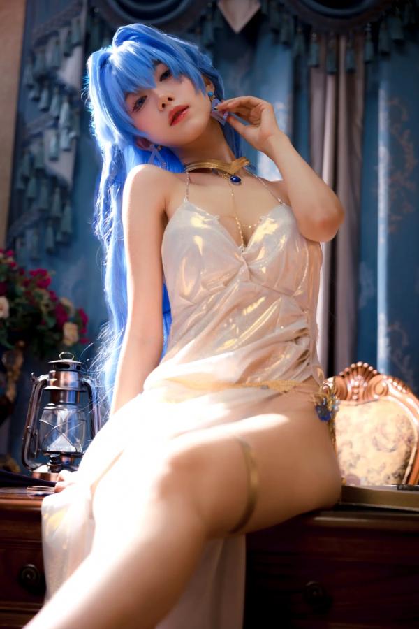    Shika小鹿鹿 - 胜利女神海伦Cosplay，蓝色长发冷艳高雅，身着高叉礼服性感妩媚，私房写真大尺度呈现第10张图片