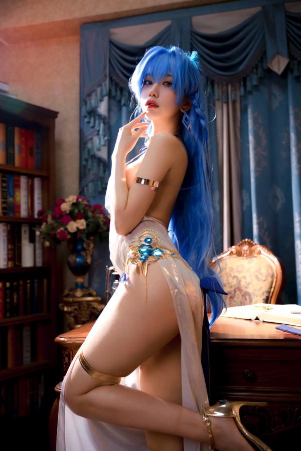    Shika小鹿鹿 - 胜利女神海伦Cosplay，蓝色长发冷艳高雅，身着高叉礼服性感妩媚，私房写真大尺度呈现第21张图片