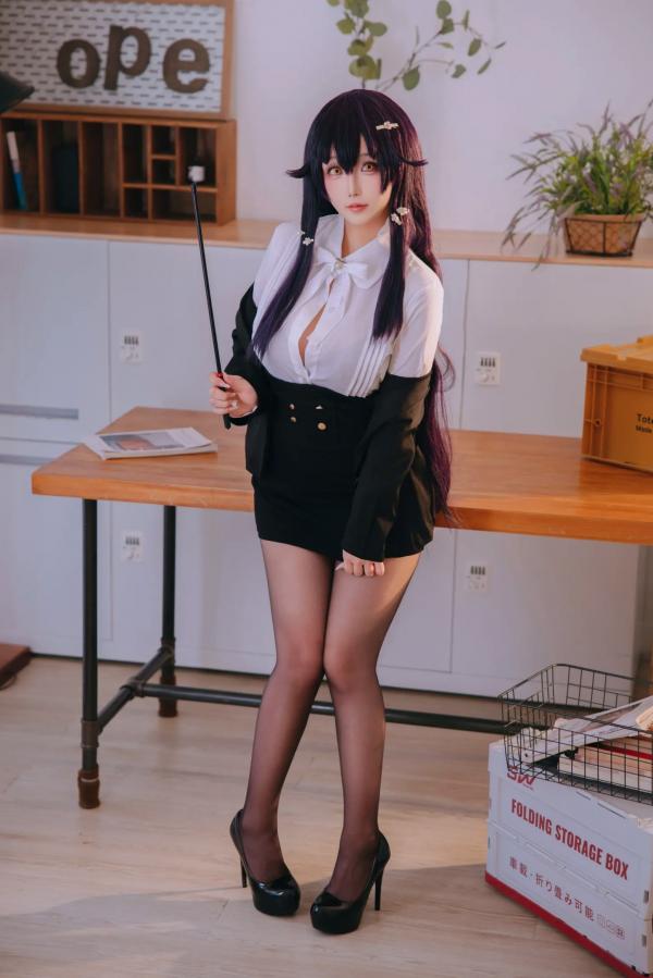    Cosplay日奈娇 - 吾妻的指导课：知性OL制服魅力，黑丝职场与大胆私房角色扮演大尺度精选 [120P]第10张图片