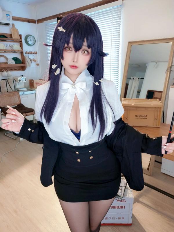    Cosplay日奈娇 - 吾妻的指导课：知性OL制服魅力，黑丝职场与大胆私房角色扮演大尺度精选 [120P]第111张图片