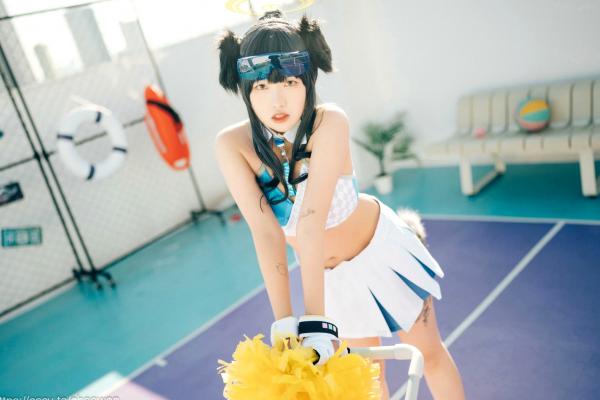    韩国美女SonSon Cosplay舰队收藏响Hibiki，网球场运动风制服诱惑，元气少女的清纯与野性碰撞，顶级视觉盛宴第14张图片