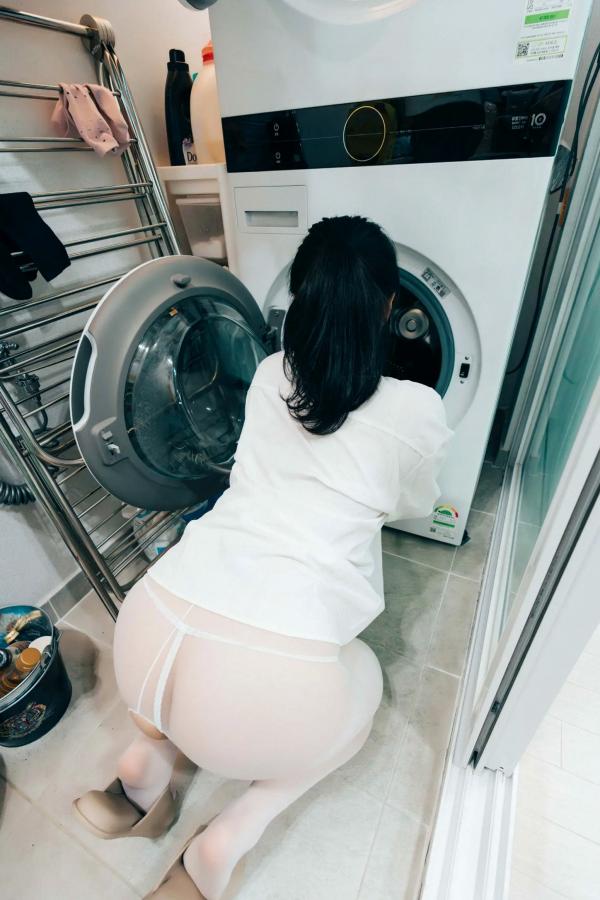    Haivia RAMI白色连体丝袜私房写真，居家风情撩人诱惑，极致视觉盛宴第1张图片
