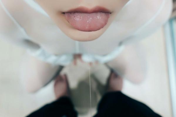    Haivia RAMI白色连体丝袜私房写真，居家风情撩人诱惑，极致视觉盛宴第17张图片