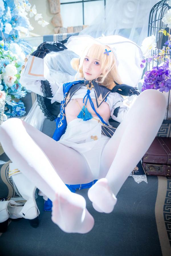    小和甜酒 - 鸣潮菲比角色扮演大尺度私房写真，唯美花海室内诱惑系列套图 [77P]第22张图片
