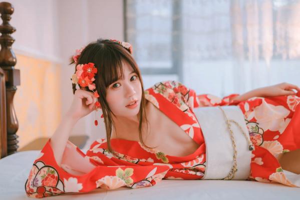    千反田鹿子 - 和服私房写真诱惑，绝美背部线条与红扇演绎室内温柔，性感艺术写真 [49P]第13张图片