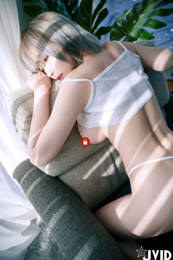    JVID黎菲儿：居家私房极致诱惑，灰发美少女纯欲透视内衣尽显逆天身材，H罩杯写真第3张图片