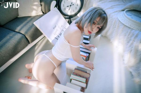    JVID黎菲儿：居家私房极致诱惑，灰发美少女纯欲透视内衣尽显逆天身材，H罩杯写真第49张图片