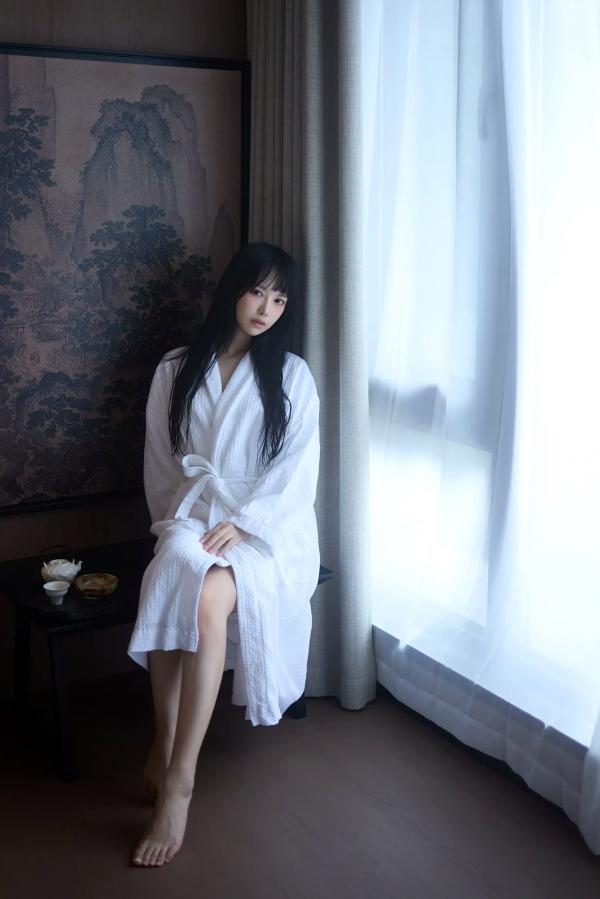    Shika小鹿鹿 - 新中式室外庭院写真，清新古风仙气十足，静谧优雅纯白诱惑 [21P]第16张图片