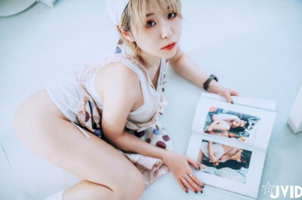    JVID-黎菲儿：家政妇的情欲解锁，性感居家私房大尺度白色内衣写真，尽显诱人曲线！第24张图片