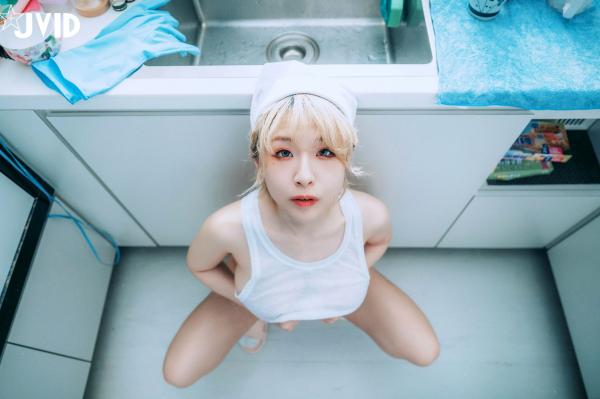    JVID-黎菲儿：家政妇的情欲解锁，性感居家私房大尺度白色内衣写真，尽显诱人曲线！第54张图片