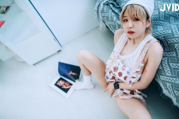    JVID-黎菲儿：家政妇的情欲解锁，性感居家私房大尺度白色内衣写真，尽显诱人曲线！第85张图片