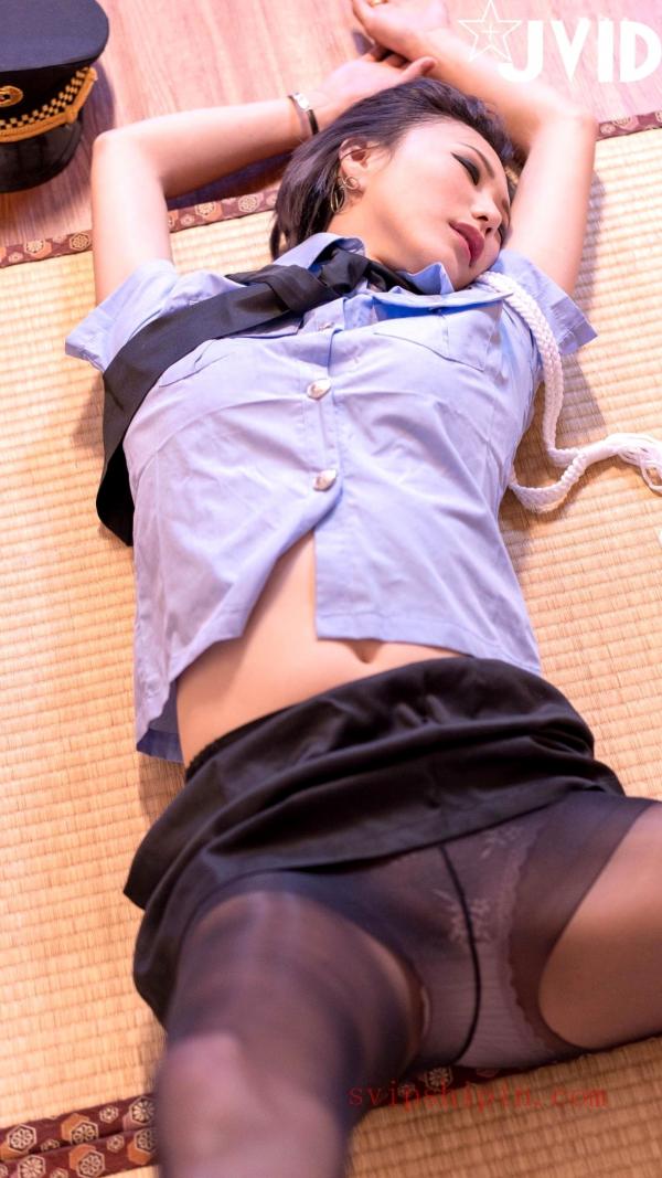    JVID-Mio 超豪華年終感謝祭：新警察故事，极致制服诱惑，角色扮演私房摄影，展现迷人身姿第14张图片