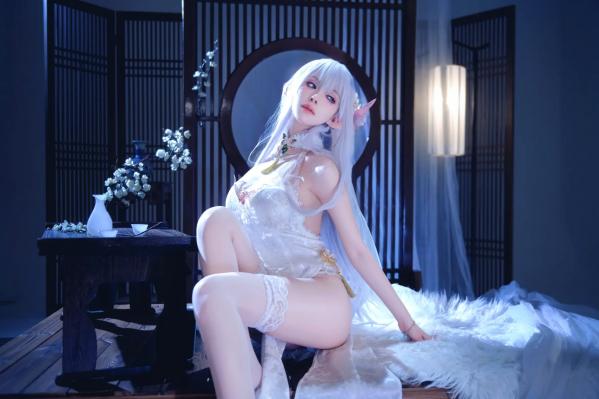    Shika小鹿鹿 - 碧蓝航线阿尔比恩COS写真，绝美银发精灵二次元唯美幻想风 [40P]第14张图片