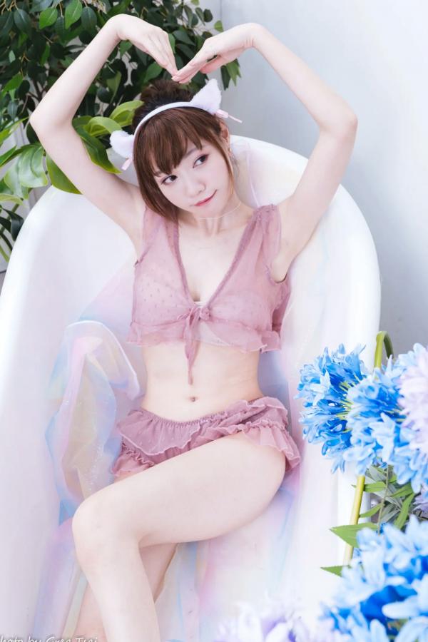    小立 - 粉色蕾丝睡衣私房写真，清纯萝莉居家诱惑，甜美治愈系女神福利合集 [61P]第41张图片