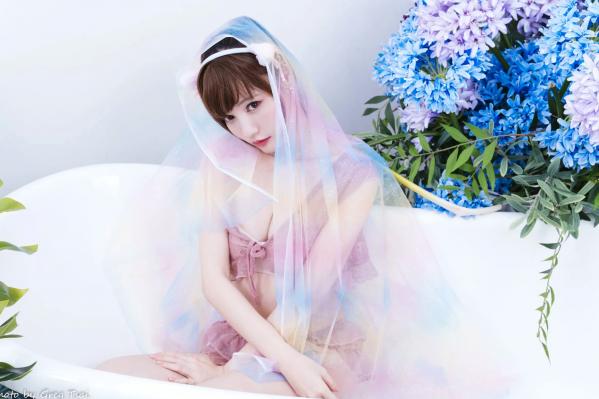    小立 - 粉色蕾丝睡衣私房写真，清纯萝莉居家诱惑，甜美治愈系女神福利合集 [61P]第51张图片