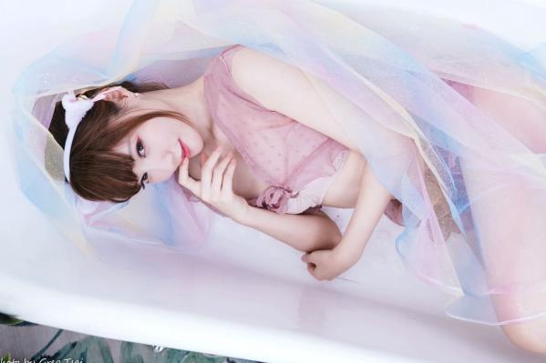    小立 - 粉色蕾丝睡衣私房写真，清纯萝莉居家诱惑，甜美治愈系女神福利合集 [61P]第59张图片