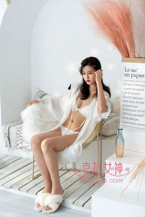    KelaGirls克拉女神-2020.10.23-兰喏《性感绽放》居家私房写真，白嫩肌肤气质女神，蕾丝内衣尽显纯欲诱惑第16张图片