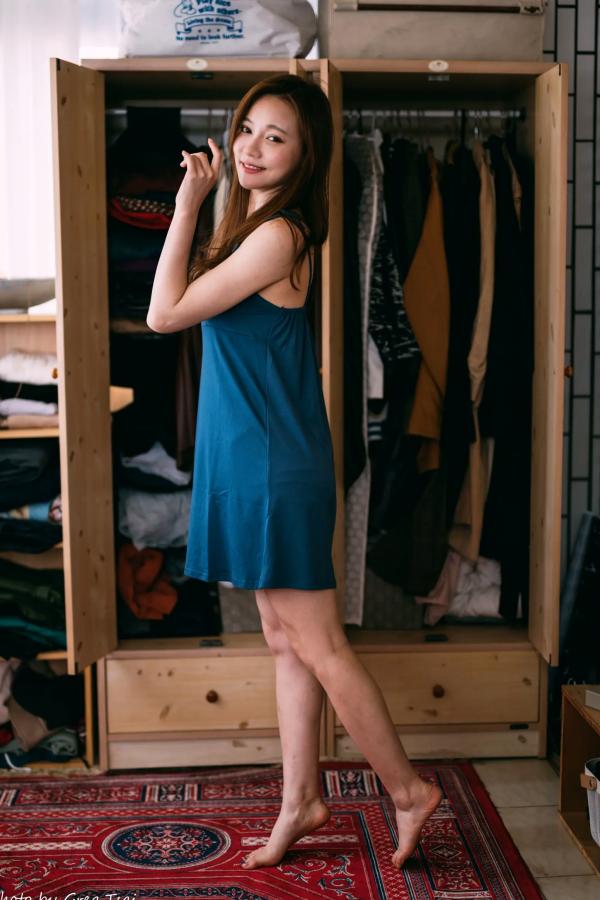    小立 - 甜美可爱居家连衣裙私房照，慵懒风邻家女孩居家日常写真 [214P]第1张图片
