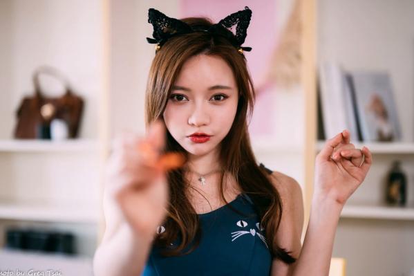    小立 - 甜美可爱居家连衣裙私房照，慵懒风邻家女孩居家日常写真 [214P]第73张图片