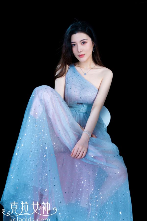    KelaGirls克拉女神百琳《梦幻花系》：身着星光纱裙拍摄冷艳唯美写真，清冷气质宛如空灵女神第3张图片