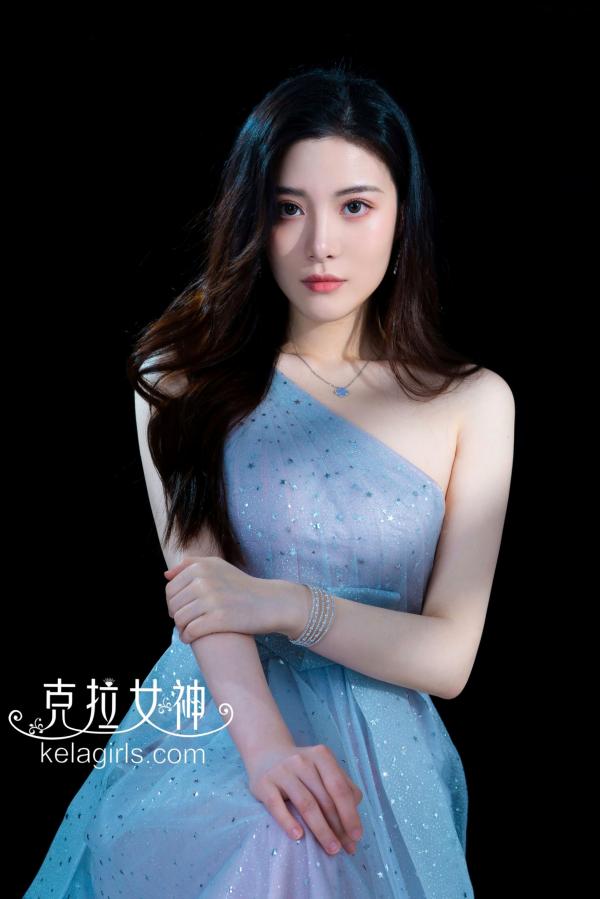    KelaGirls克拉女神百琳《梦幻花系》：身着星光纱裙拍摄冷艳唯美写真，清冷气质宛如空灵女神第4张图片