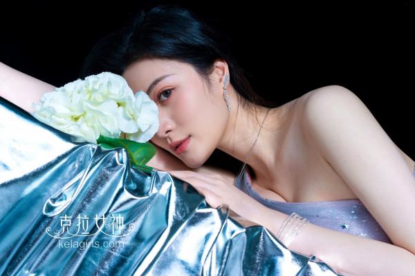   KelaGirls克拉女神百琳《梦幻花系》：身着星光纱裙拍摄冷艳唯美写真，清冷气质宛如空灵女神第7张图片