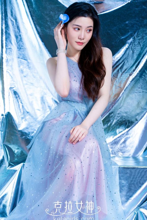    KelaGirls克拉女神百琳《梦幻花系》：身着星光纱裙拍摄冷艳唯美写真，清冷气质宛如空灵女神第13张图片