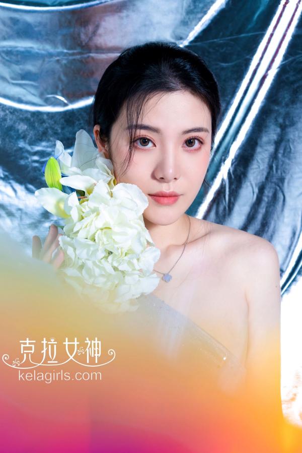    KelaGirls克拉女神百琳《梦幻花系》：身着星光纱裙拍摄冷艳唯美写真，清冷气质宛如空灵女神第15张图片