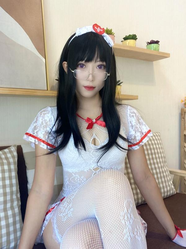    Money冷冷 - 性感蕾丝白网护士角色扮演，极致私房诱惑制服套图 [48P]第1张图片