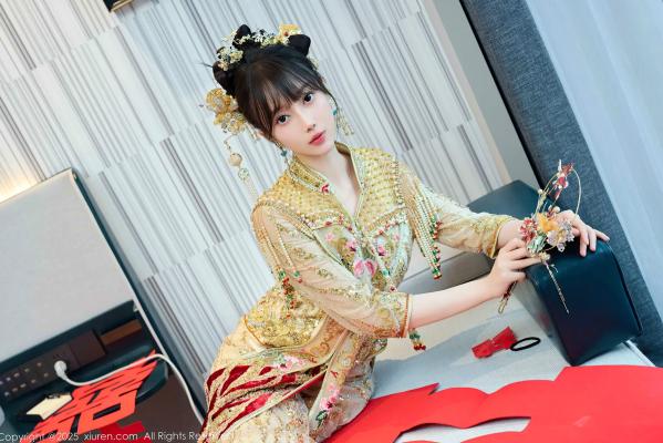    [XiuRen] 秀人 2025.07.21 No.10567 玥儿玥er：古风婚庆主题私房，红装头饰极致诱惑第16张图片