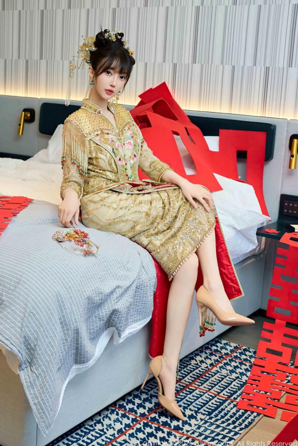    [XiuRen] 秀人 2025.07.21 No.10567 玥儿玥er：古风婚庆主题私房，红装头饰极致诱惑第19张图片