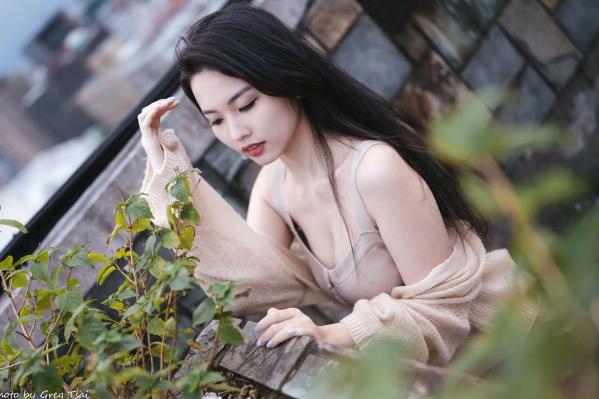    米浆 - 天台城市风情、室内居家可爱治愈美少女写真 [93P]第22张图片