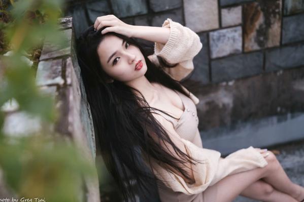    米浆 - 天台城市风情、室内居家可爱治愈美少女写真 [93P]第31张图片
