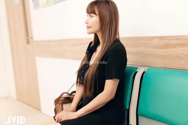    JVID乐乐：诊室私密医疗检查，迷人病人角色扮演，大尺度黑丝制服诱惑写真第11张图片