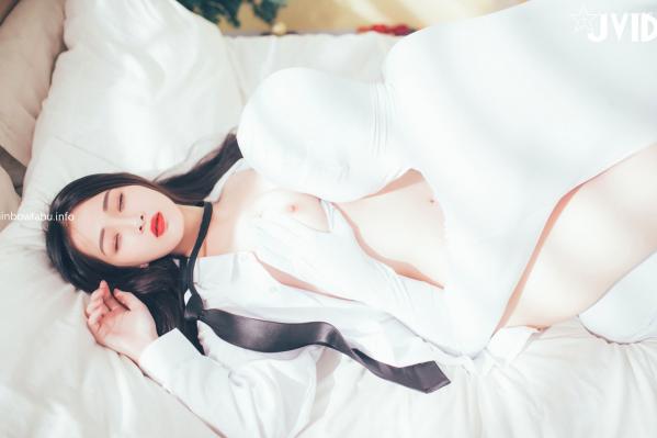    JVID写真：婕咪——充满戏剧张力的透明人特别系列，女神极致诱惑与角色扮演，大尺度私房高清美图精选第12张图片