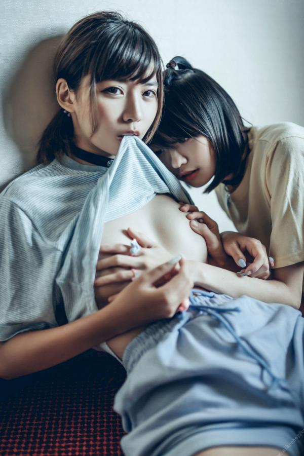    JVID-果宝宝-妍妍-私房卧室互动写真-幼萝莉尺度突破-软萌可爱与极致诱惑的强力碰撞-高颜值双姝写真集-2021.05.28第4张图片