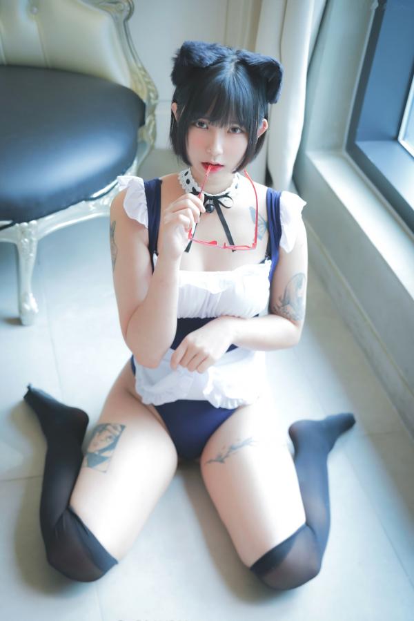    韩国美女Hizzy：猫耳女仆与纹身私房，Pure Media Vol.37高清写真第5张图片