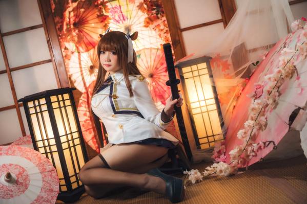    焖焖碳 - 碧蓝航线樫野Cosplay，和风制服诱惑，极致美腿与清纯甜美，二次元女神精选私房照第19张图片