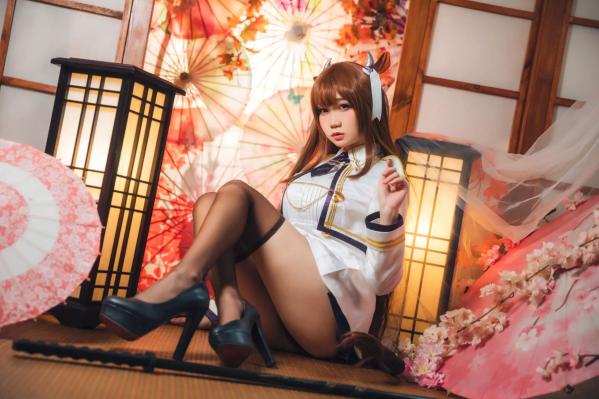    焖焖碳 - 碧蓝航线樫野Cosplay，和风制服诱惑，极致美腿与清纯甜美，二次元女神精选私房照第25张图片