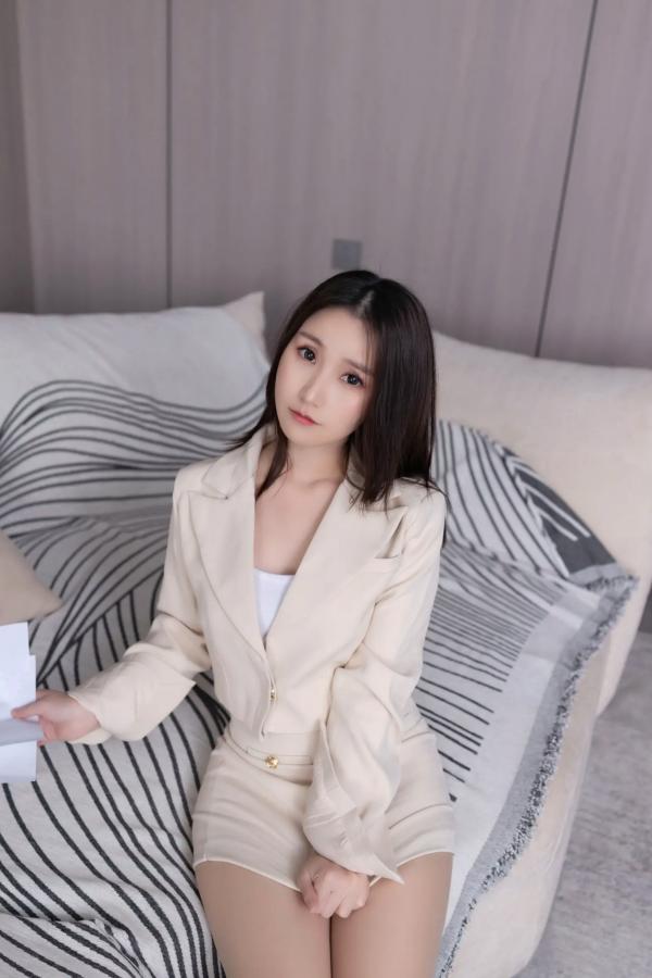    [XR] 杏子Yada 毕业论文：精致蕾丝内衣与质感丝袜的诱惑私房照，展现曼妙身姿，家居性感大片[120P]第21张图片