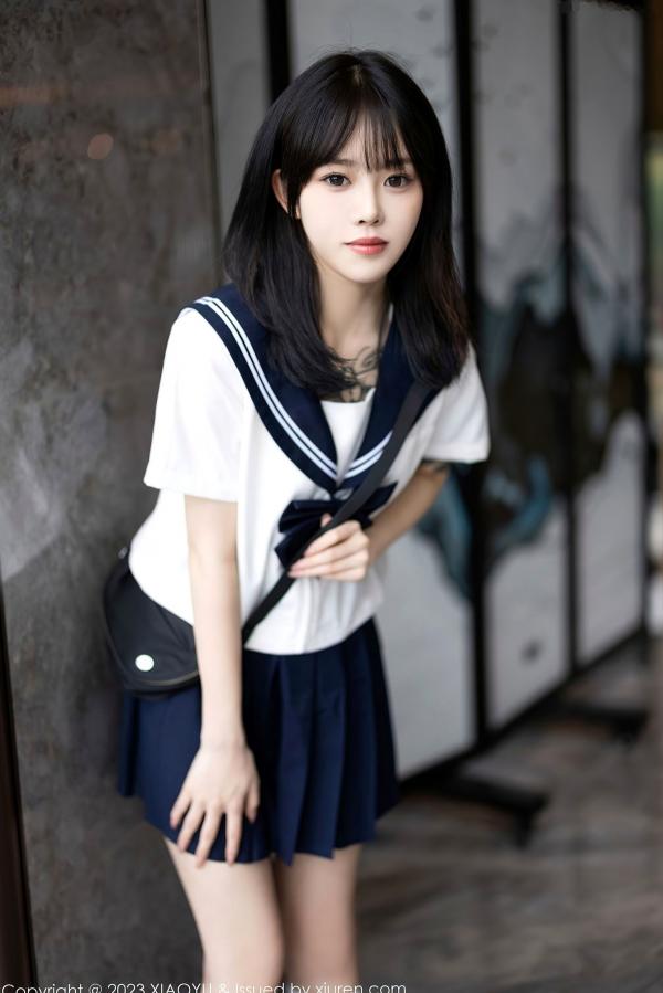    【XiaoYu语画界】奶瓶-水手服JK短裙私房写真，纯欲风白色内衣展示，清纯与性感的视觉冲撞，2023.08.08限定视觉盛宴第4张图片