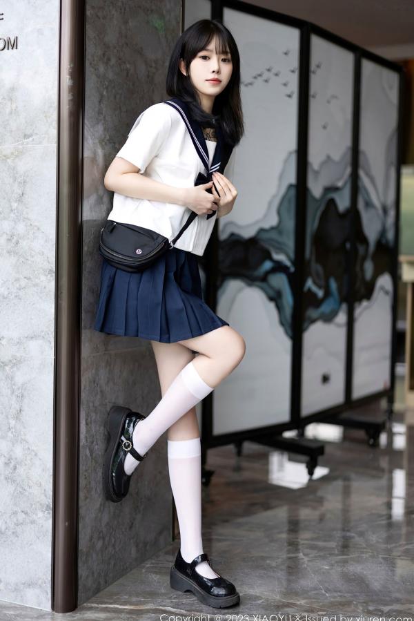    【XiaoYu语画界】奶瓶-水手服JK短裙私房写真，纯欲风白色内衣展示，清纯与性感的视觉冲撞，2023.08.08限定视觉盛宴第5张图片