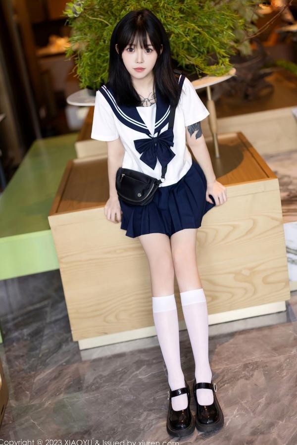    【XiaoYu语画界】奶瓶-水手服JK短裙私房写真，纯欲风白色内衣展示，清纯与性感的视觉冲撞，2023.08.08限定视觉盛宴第7张图片