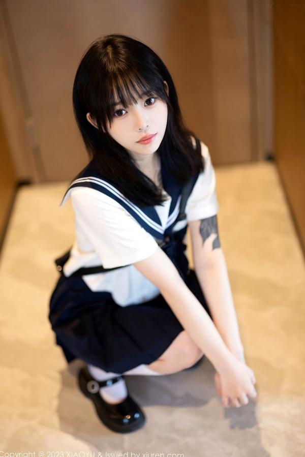    【XiaoYu语画界】奶瓶-水手服JK短裙私房写真，纯欲风白色内衣展示，清纯与性感的视觉冲撞，2023.08.08限定视觉盛宴第12张图片